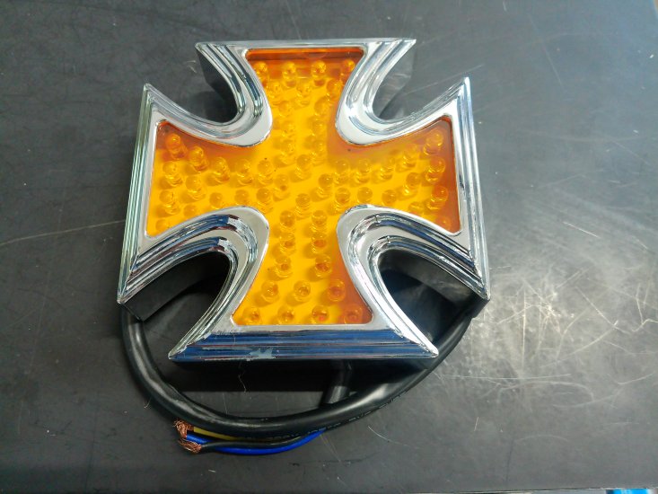 TAIL LIGHT-AMBER CELTIC