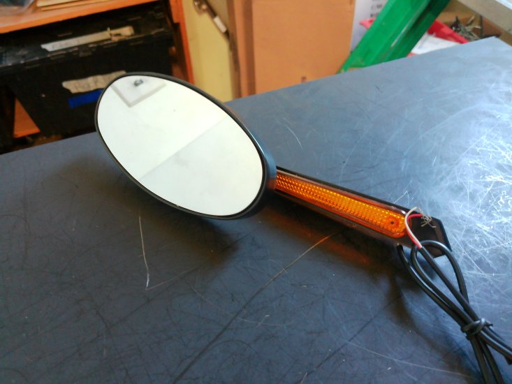 MIRROR OVAL LED BLACK