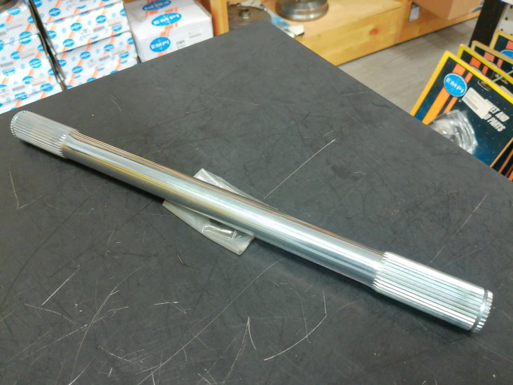 AXLE-15 5/8 - 33 SPINE