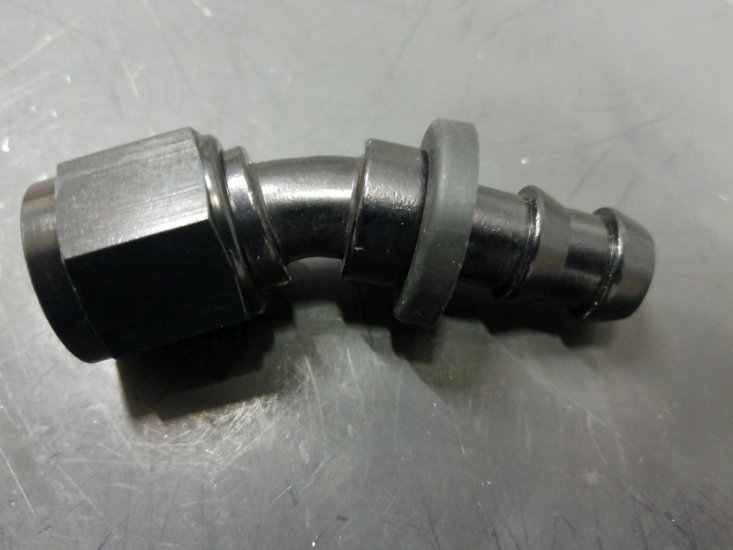 FITTING 30deg push lok -8